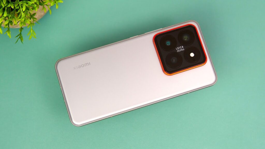 Xiaomi 14 Pro Titanium Review - A Solid SD8Gen3 Flagship