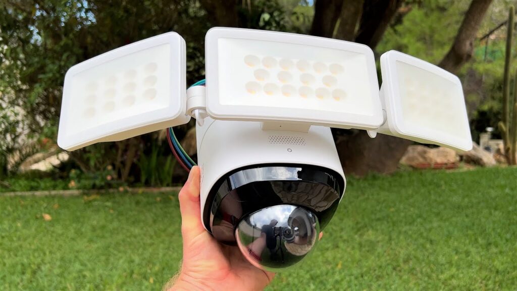 Eufy Floodlight Cam 2 Pro 2 - 360 Degree 2k Security Camera & Floodlight